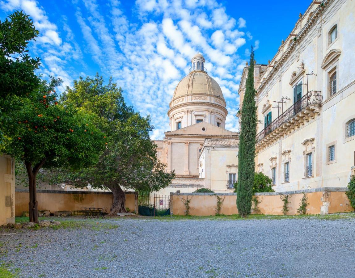 Palazzo Trigona Dependance Hotel Noto Exterior photo